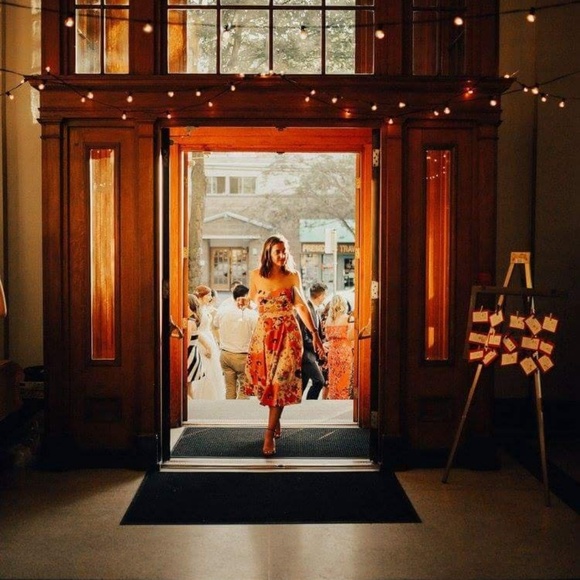 Meet your Posher, Claire - Picture 1 of 1